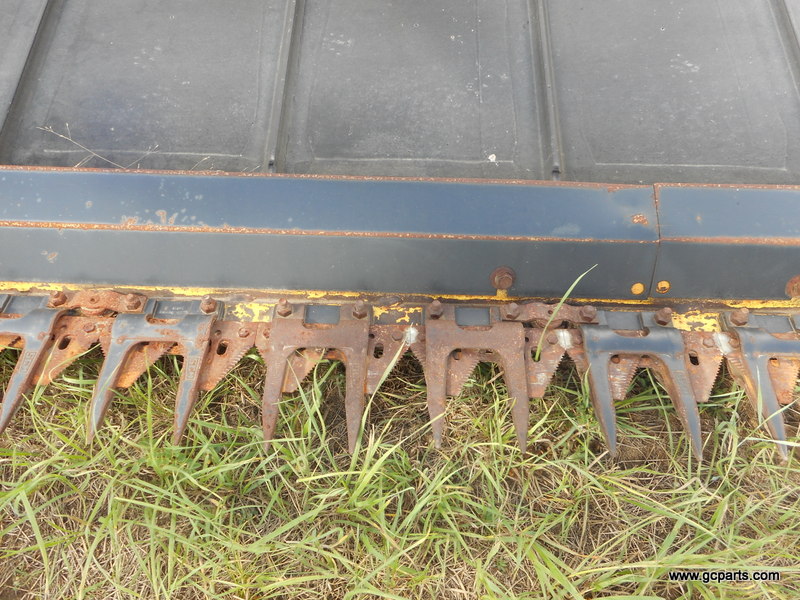 HONEYBEE 36FT HEADER W/PU REEL (JD SWATHER)