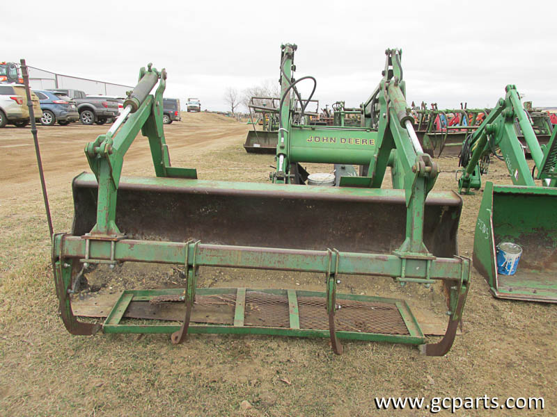 740 LOADER 7.5FT/ GRAPPLE
