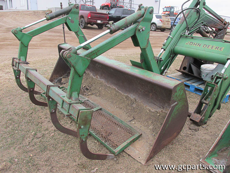 740 LOADER 7.5FT/ GRAPPLE