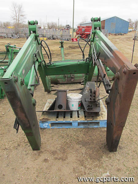 740 LOADER 7.5FT/ GRAPPLE