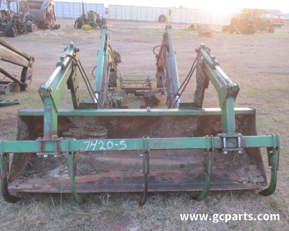 741 LOADER 8FT W/ GRAPPLE