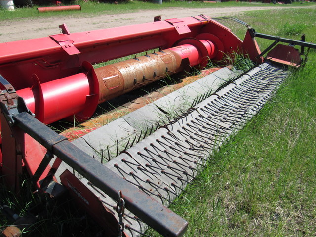 9001 13FT HEADER W/VICTORY 8 BELT PICK-UP