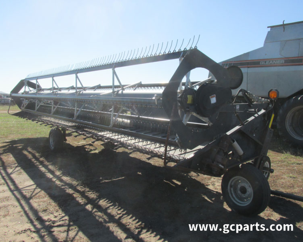 AGCO 30FT DRAPER HEADER W/PU REEL